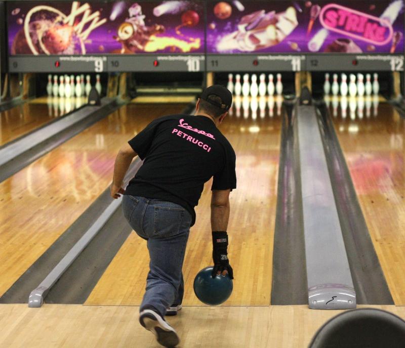 CORSO DI BOWLING con il CAMPIONE DEL MONDO 