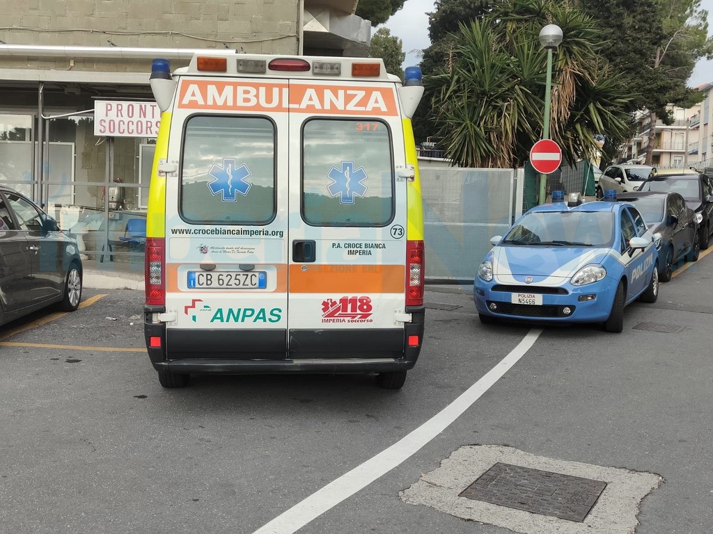 Imperia Due Medici Dellospedale Brutalmente Aggrediti Lasl Chiede