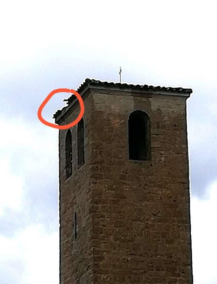 Ventimiglia un fulmine colpisce il campanile della chiesa di San