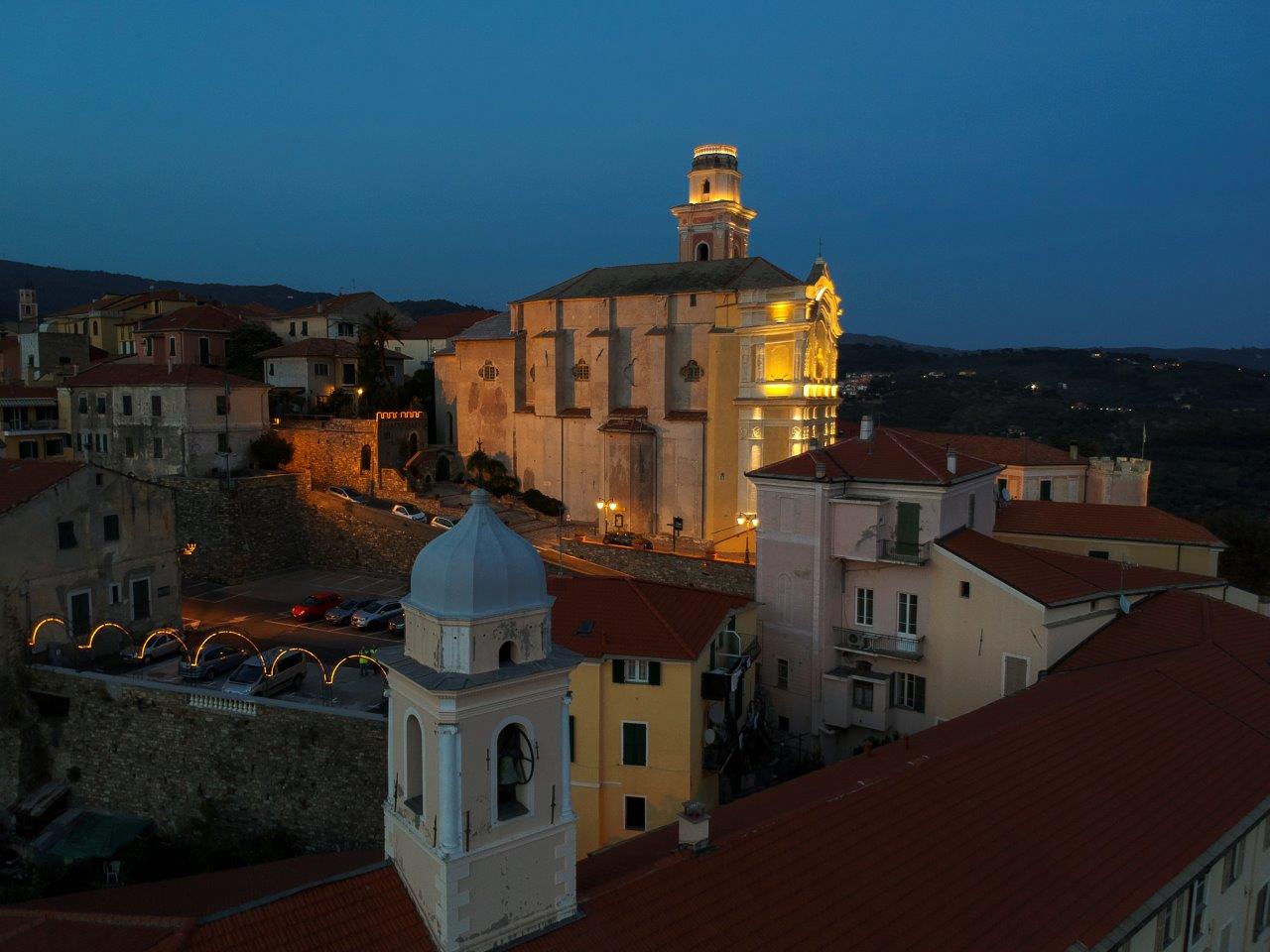 Diano Castello Le Opere Di Salvador Dal Riguardanti La Divina