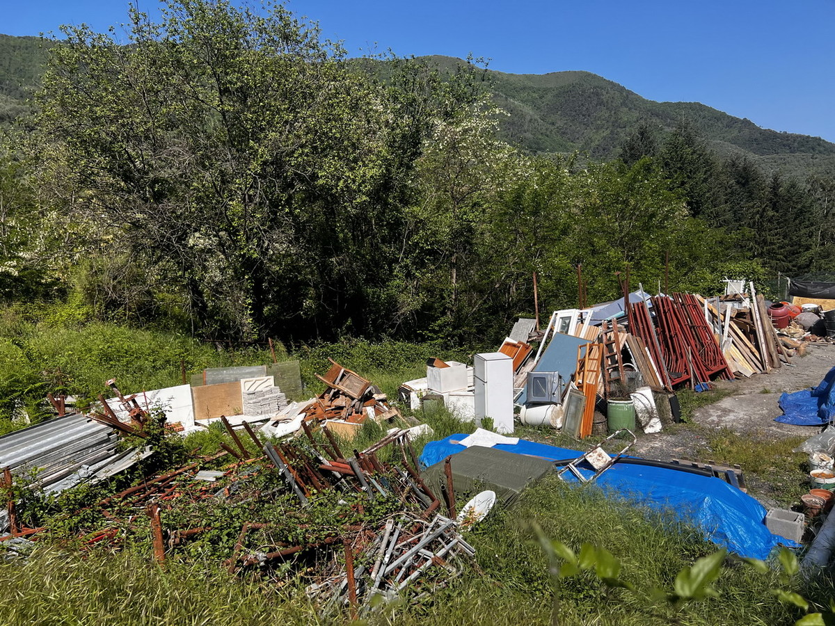 Ceriana Discarica A Cielo Aperto In Zona Bestagno La Segnalazione Con