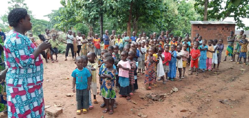 Seborga Una Scuola Materna Per I Bambini Del Villaggio Di Ndioukou Nella Repubblica Centroafricana Grazie Al Contributo Del Comune Sanremonews It