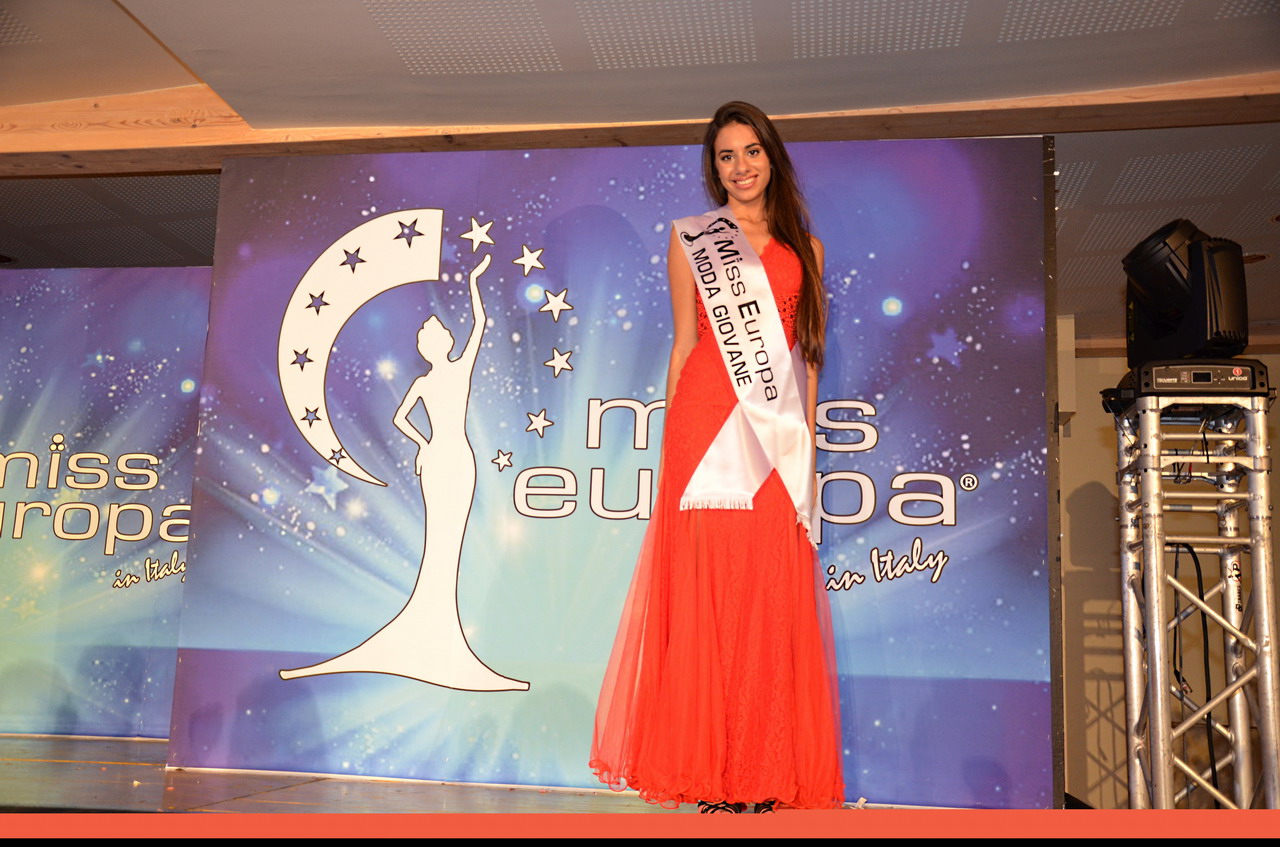 Al conorso Miss Europa in Italy, la 16enne Jacqueline Giudice di Bordighera  conquista la fascia di Miss Moda Giovane 