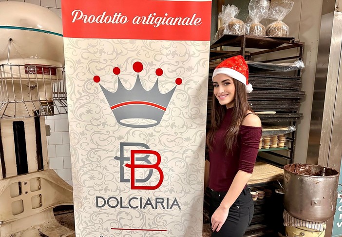 Torna il giveaway natalizio della Dolciaria BB: il regolamento del contest sul profilo Instagram di Ilaria Salerno