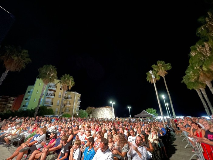 SanBart Cabaret, ultima serata: successo nonostante la pioggia iniziale