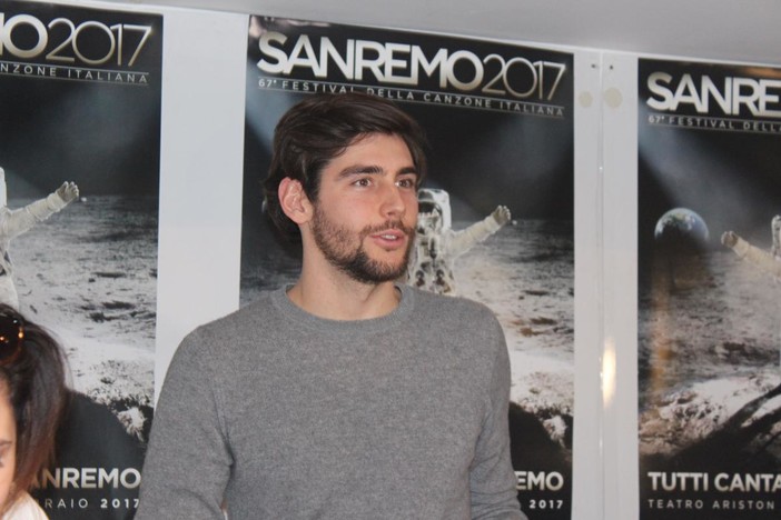 #Festival2017 Emozioni, sorrisi e gentilezza, Alvaro Soler incanta al Palafiori: &quot;Incredibile il calore della gente&quot;