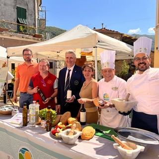 Expo delle valli Impero e Maro: le Antiche vie del sale promuovono la cucina del territorio