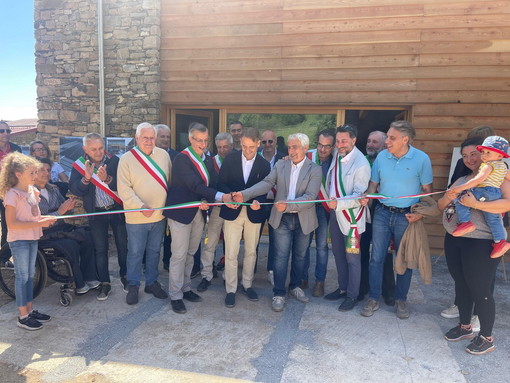 Inaugurato a Mendatica un nuovo punto di sosta e ristoro in zona Valcona Soprana
