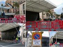 Capodanno in piazza a Bordighera, al via l'installazione del palco (Foto e video)