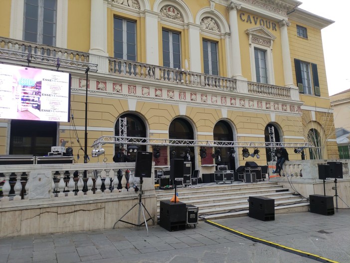 Capodanno in via Cascione a Imperia, i preparativi dell’evento: blues e funky per salutare il 2023 (foto)