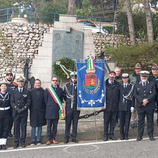 Bordighera: la scuola ‘Montale’ ha celebrato la festa dell'Unità Nazionale e delle Forze Armate