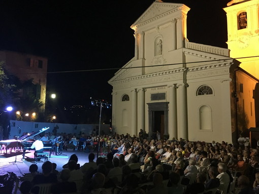 Al Rovere d'Oro di San Bartolomeo al Mare, oggi sette primi premi ai Giovani Talenti