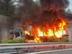 Imperia, incendio in A10: camion divorato dalle fiamme (foto)