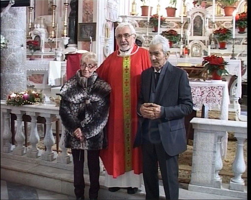 San Bartolomeo al Mare: Lido Casalini ed Angela Barreca hanno festeggiato i 50 anni di matrimonio