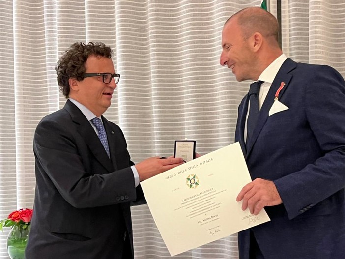 L'imprenditore imperiese Andrea Boero riceve l'Ordine della Stella d'Italia in Tanzania (foto e video)