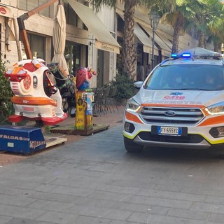 Imperia: accoltellamento di ieri in via XX Settembre e intervento di due agenti penitenziari, i complimenti di Pagani (UilPa)