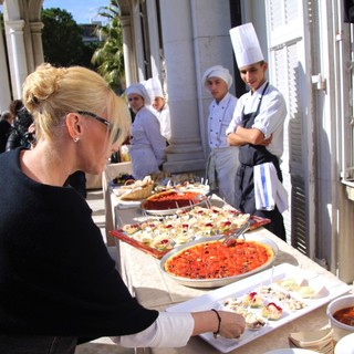 Sanremo: dal Corso Fiorito alla visita di Antonella Clerici a Villa Ormond un grande spot per le eccellenze del territorio, “Questo è il futuro”