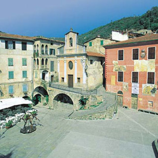 Apricale: da sabato prossimo al Castello della Lucertola la mostra di Tonino Conte