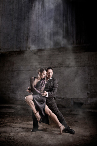 Sanremo: ancora posti disponibili per “Tango Historias de Amor&quot;, in programma venerdì al teatro Ariston