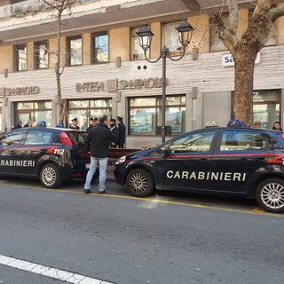 Ventimiglia: doppio allarme bomba (fasullo) questa mattina all'Intesa San Paolo ed alla Carispezia