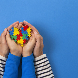 Dall’Asl 1 Imperiese un avviso pubblico per garantire le attività del progetto “La persona con autismo al centro”