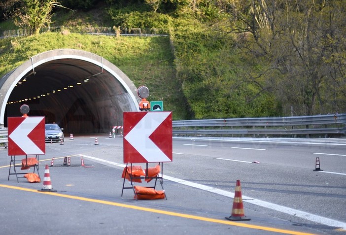 Controesodo di luglio: molti turisti 'anticipano' la partenza e creano 36 km di coda tra San Bartolomeo e Spotorno