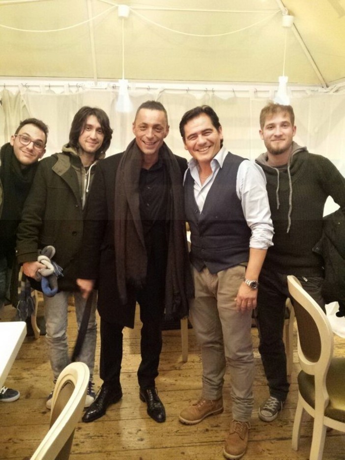 #Sanremo2015: cena al 'BuenaVista' ieri sera per Alex Britti e tutto il suo staff