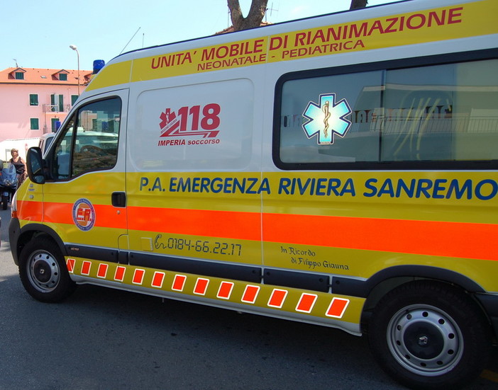 Sanremo: 79enne investita in corso Inglesi, portata in ospedale da Emergenza Riviera