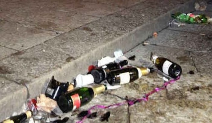 Ventimiglia, disturbo della quieta pubblica e degrado urbano: prolungato il divieto di vendita e di consumo di bevande alcoliche