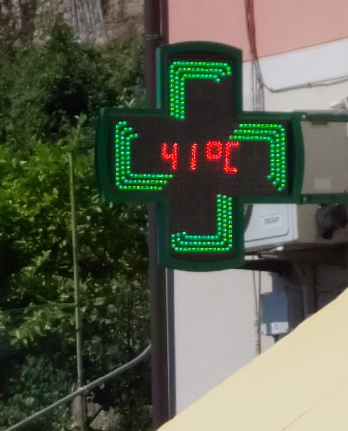 Il termometro di Vallebona alle 11 segnava 41 gradi