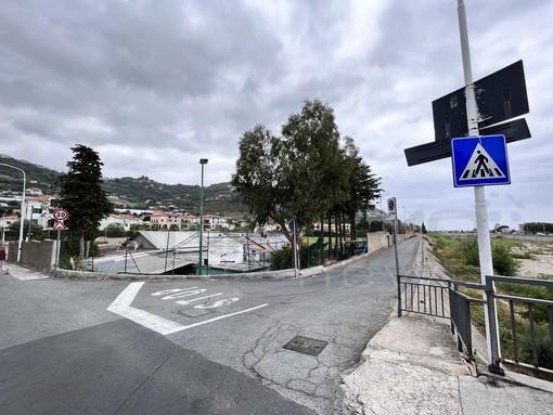 Troppi incidenti sull'argine di Taggia: l'amministrazione Conio valuta chiusura e bypass