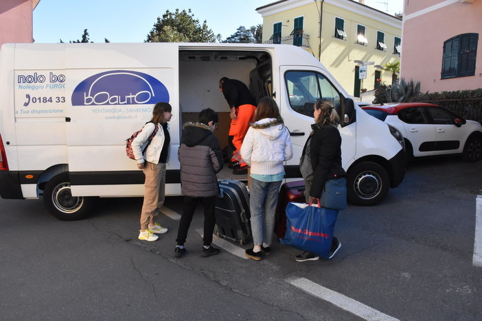 Imperia: da domani cambiano gli orari all'info point per i profughi ucraini