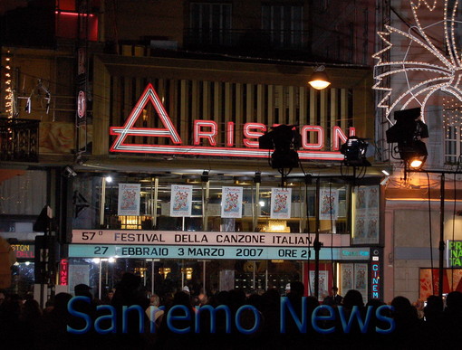 Sanremo: cambio programmazione cinema, ecco il nuovo palinsesto