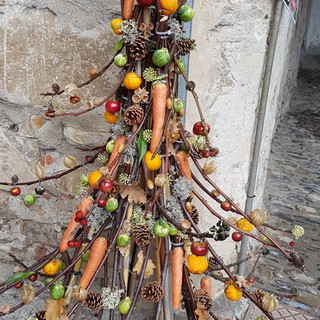 Dolcedo: domenica prossima nel salone 'San Domenico' la 2a edizione di ‘Alberi di Natale per le vie del Borgo’