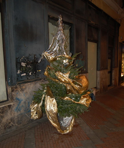 Ventimiglia: un concorso per 'Alberi di Natale' dal circolo culturale 'Porta Marina'