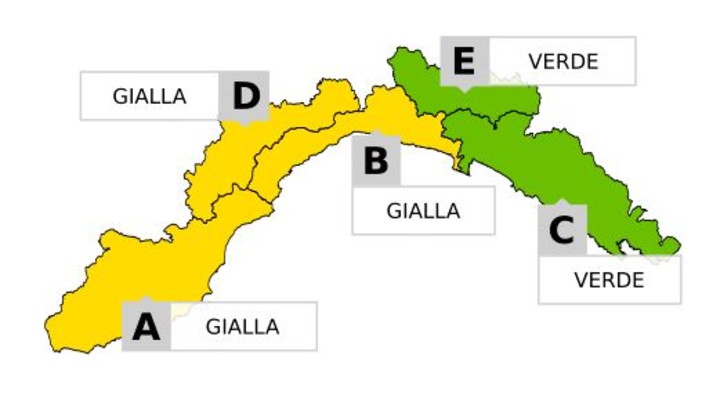 Meteo: il weekend si chiuderà con il maltempo, allerta 'gialla' per temporali dalle 22 di domani