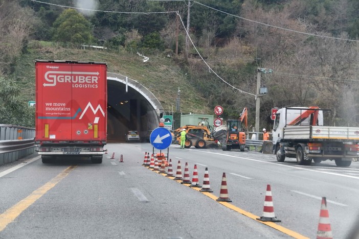 Viabilità, ecco i cantieri sull'A10 e sull'A6 dall'8 all'14 aprile