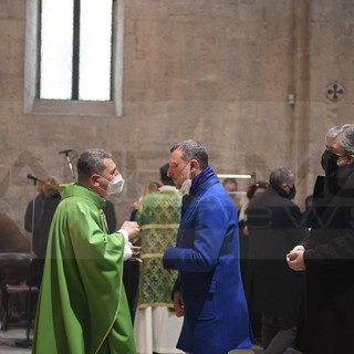 Sanremo: Amadeus a messa a San Siro dall’ex collega Fabrizio Gatta “L’ho trovato felice e con la gioia negli occhi”