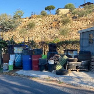 Bordighera: tornano gli 'incivili' a Montenero, anche stanotte abbandonati rifiuti ovunque (Foto)