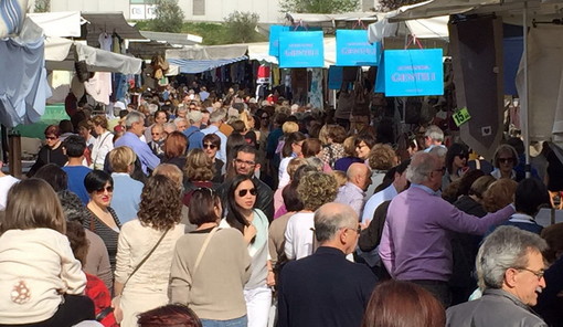 Domenica prossima a San Bartolomeo l’esclusivo mercato con gli ‘Ambulanti di Forte dei Marmi®’