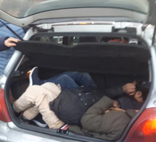 Ventimiglia: passeur 30enne italiano arrestato, portava in Francia quattro extracomunitari (Foto)