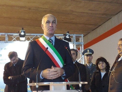 Il sindaco Vincenzo Genduso