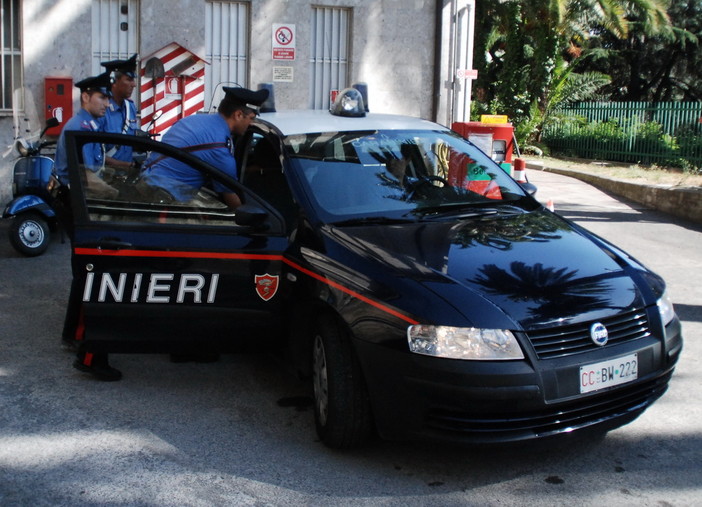 Sanremo: tenta due volte il borseggio. Algerino 33enne arrestato dai Carabinieri