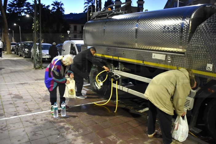 Inquinamento dell'acqua a Taggia e Sanremo: Traversi (M5S) &quot;I dirigenti di Riveracqua facciano un passo indietro&quot;