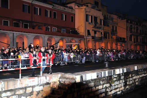 Imperia: alla vigilia di Natale la 13a edizione della manifestazione 'Babbo Natale Sub'