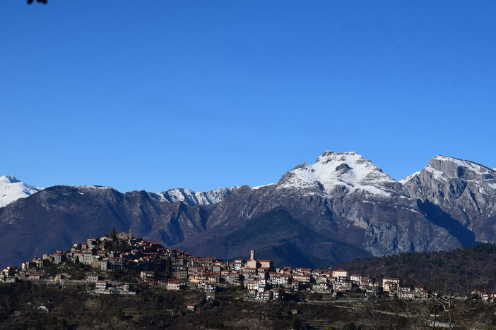 Giovedì e domenica prossimi doppio appuntamento con le escursioni organizzate da Monesi Young