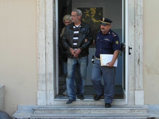 Blitz della Polizia di Frontiera contro il favoreggiamento dell'immigrazione clandestina. Fermate quindici persone