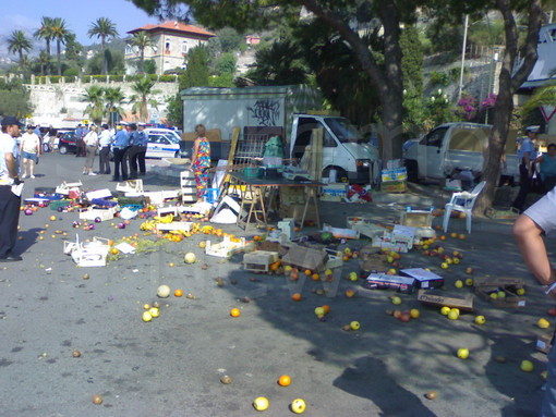 Ventimiglia: sabato scorso sequestrate 40 casse di frutta e verdura ad un 'melonaro' a Ponte San Ludovico