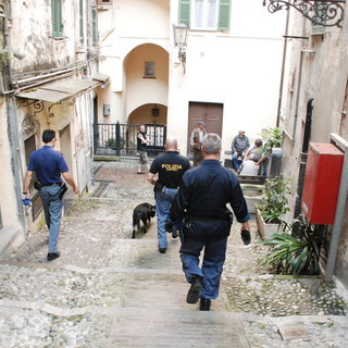 Sanremo: merce contraffatta nella Pigna, stamane controlli interforze nel centro storico