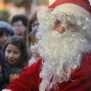 A Bordighera Babbo Natale vien dal mare: domani il tradizionale evento al porticciolo turistico